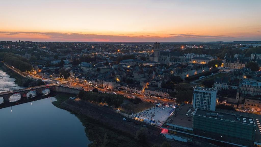 "La Frenchy" Proche Gare, Centre Ville De Nevers, Экстерьер фото